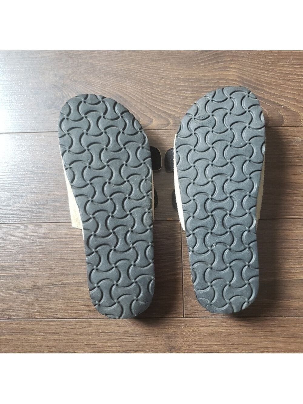 Sand-n-sun Randy Sandals - Picture 2 of 7